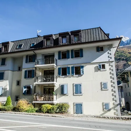 A Chamonix, Pres Des Pistes - Fr-1-343-229 Apartment *